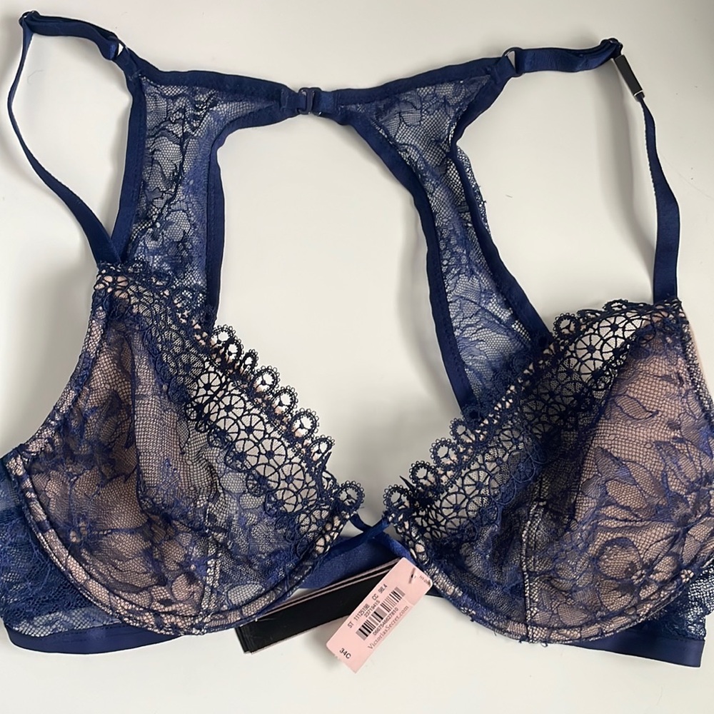 Victoria’s Secret unlined lace plunge bralette